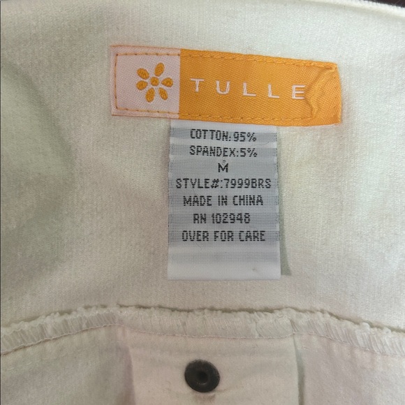 TULLE Cream Button-Up Jacket with pockets , Size Medium, 95% Cotton, 5% Spandex - Picture 12 of 12